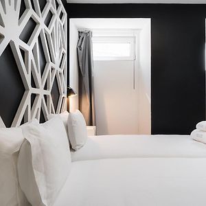 Habitación Estándar con 2 Camas Individuales